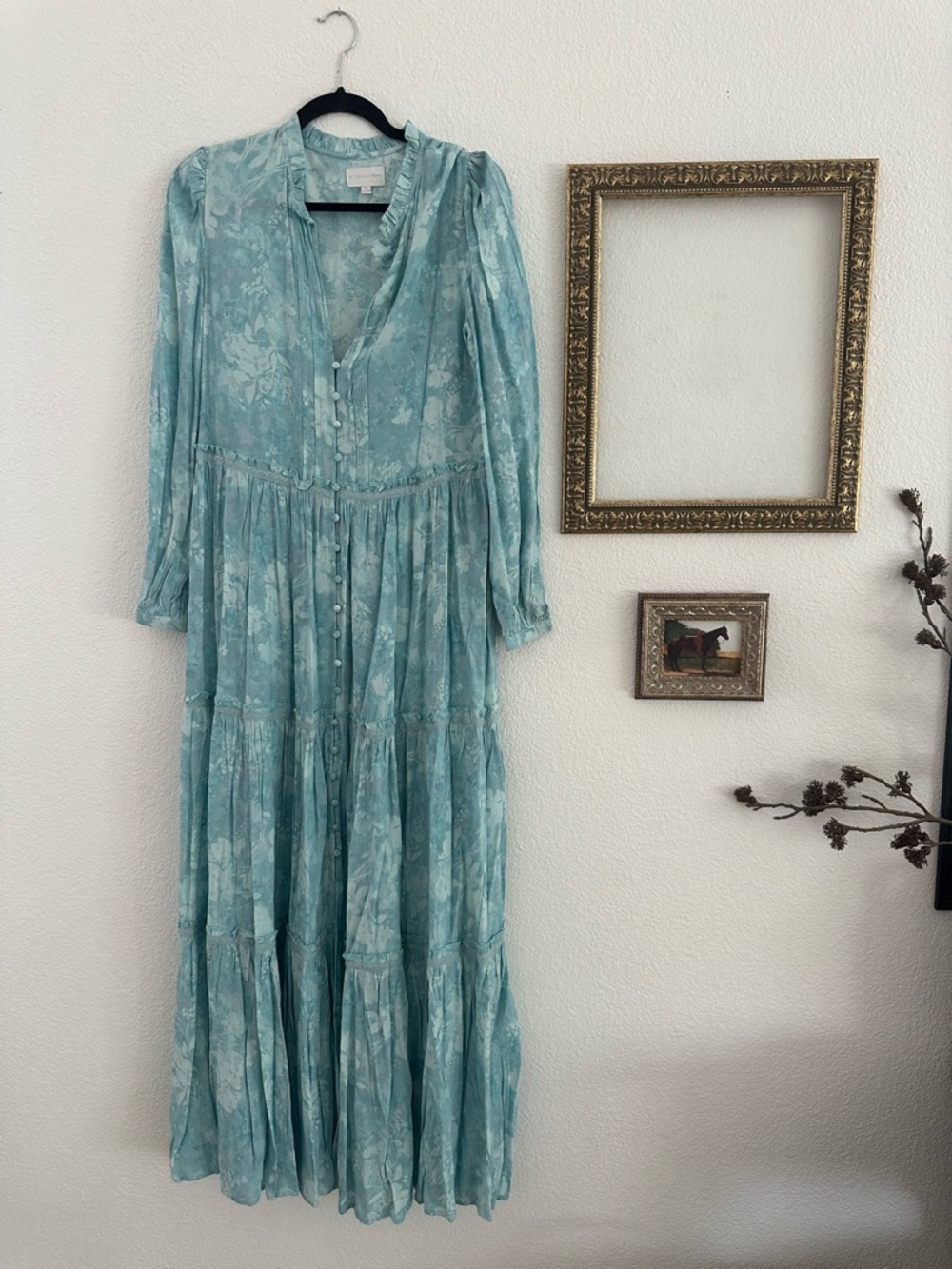 A COLLECTIVE STORY LIGHT BLUE FLORAL LONG SLEEVE MAXI DRESS M
